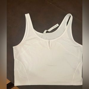 Lululemon crop tank size 6